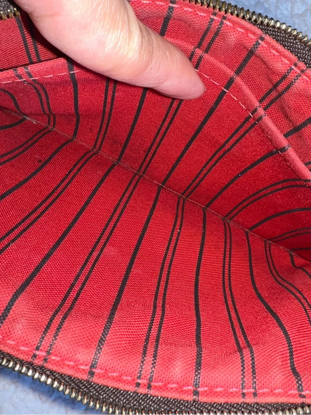 Authentic Neverfull Pouch